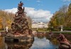 Real Sitio de La Granja de San Ildefonso: fuente de La Fama y palacio