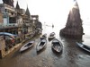 Varanasi (Benar&eacute;s): vista desde un crematorio, al amanecer