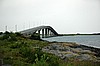Puente de acceso a la isla de Giske, junto a Alesund
