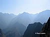 Machu Picchu.
Los picos cercanos, vistos desde el "camino del inca".